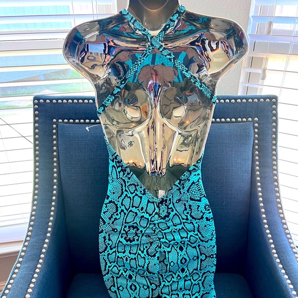 Turquoise Jumpsuit - Picture 4 of 4